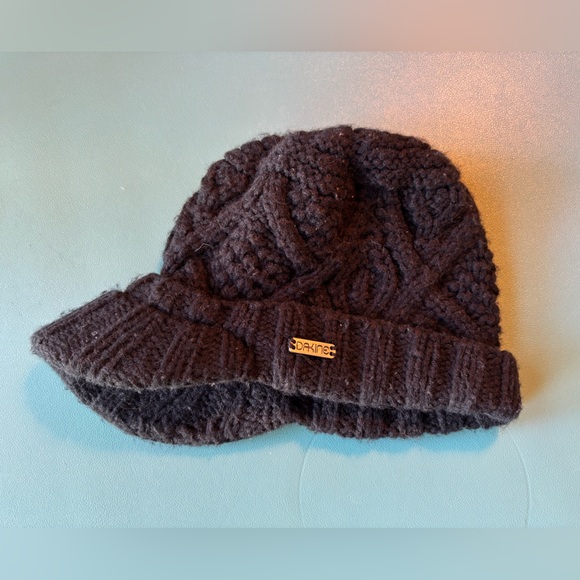 Dakine Black Textured Knit Hat - Picture 2 of 8